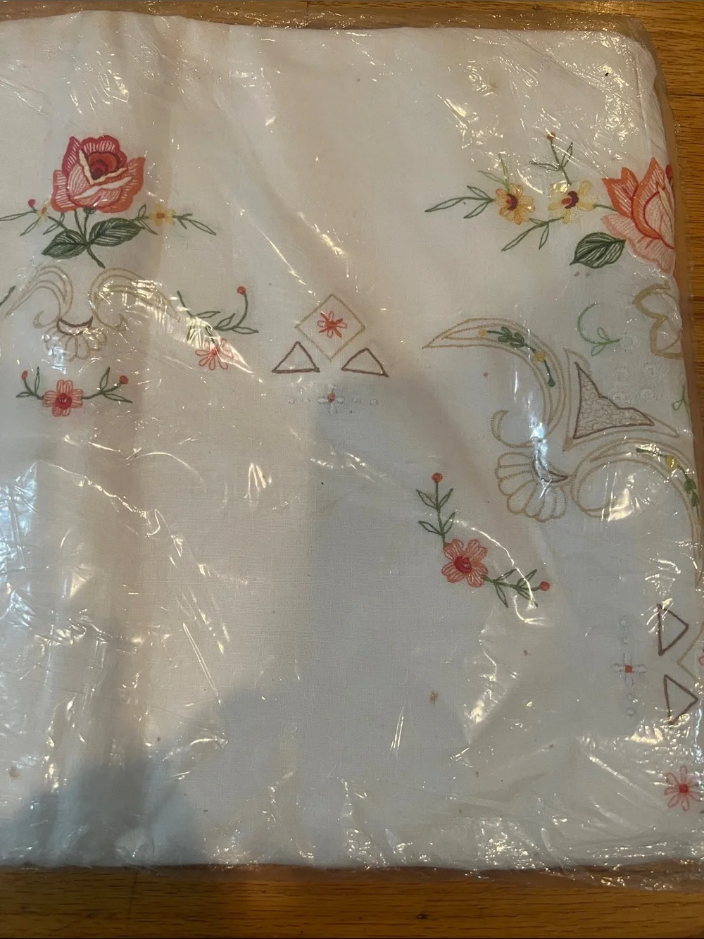 N/A white tablecloth